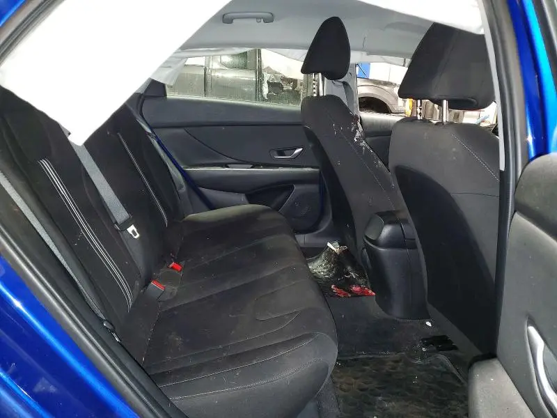 2021 HYUNDAI ELANTRA SEL  