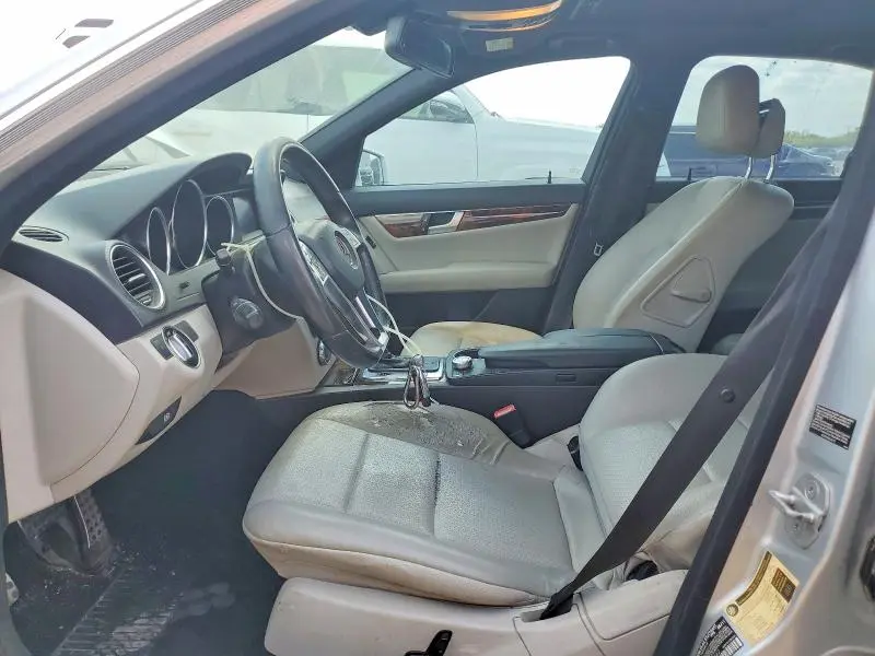 2012 MERCEDES-BENZ C 250  