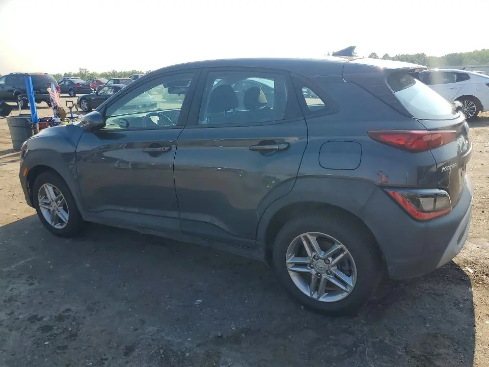 2022 HYUNDAI KONA SE  