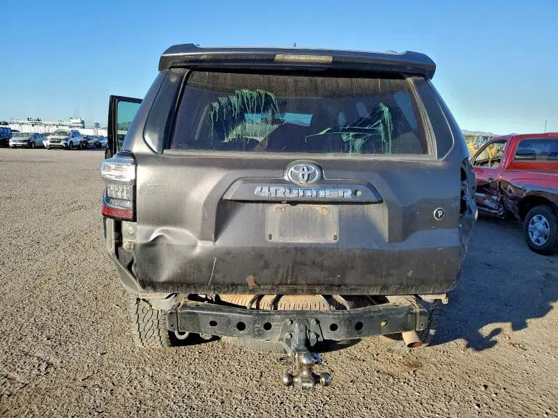 2018 TOYOTA 4RUNNER SR5/SR5 PREMIUM  