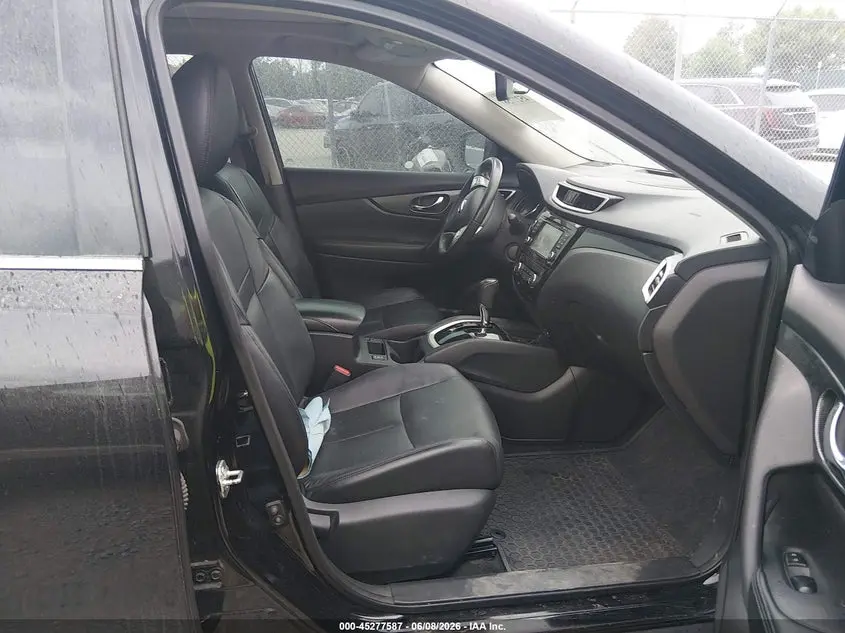 2015 NISSAN ROGUE SL