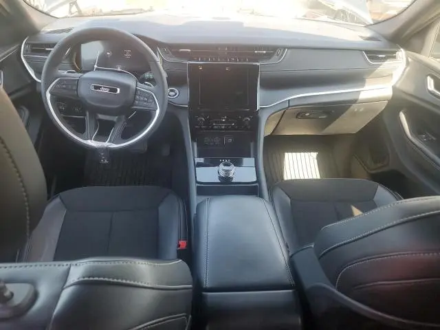 2024 JEEP GRAND CHEROKEE LAREDO  