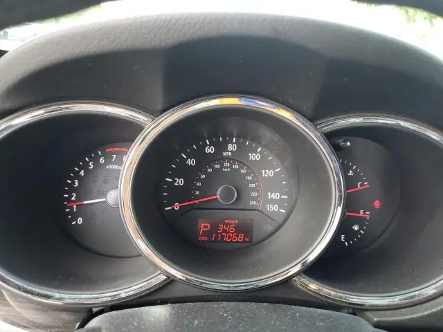 2011 KIA SORENTO BASE  