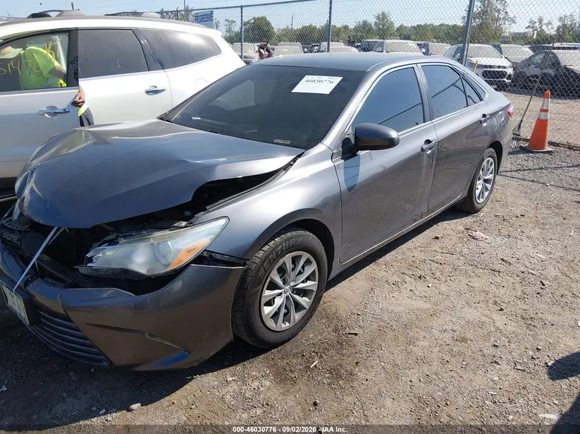 2016 TOYOTA CAMRY LE