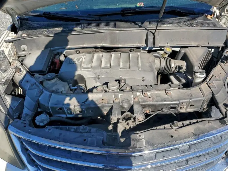 2013 CHEVROLET TRAVERSE LT  