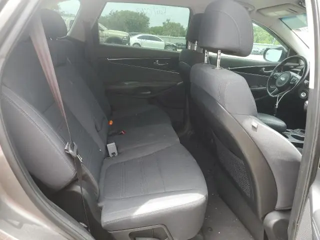 2017 KIA SORENTO LX  
