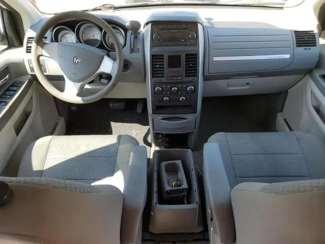 2010 DODGE GRAND CARAVAN SE  