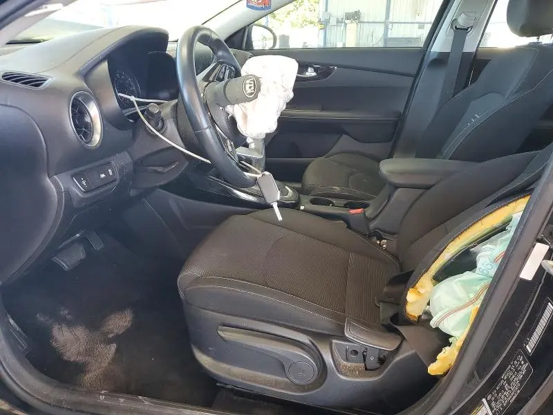 2019 KIA FORTE S  