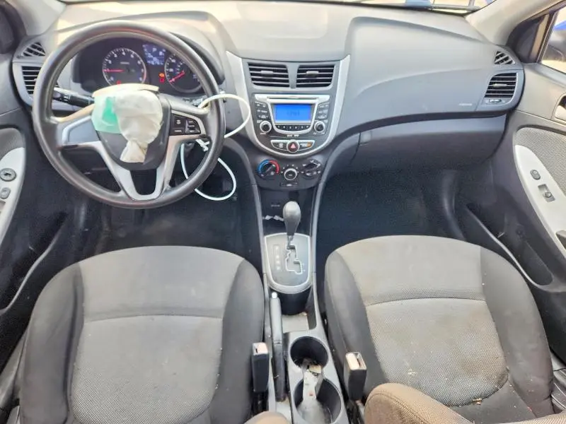 2012 HYUNDAI ACCENT GS  