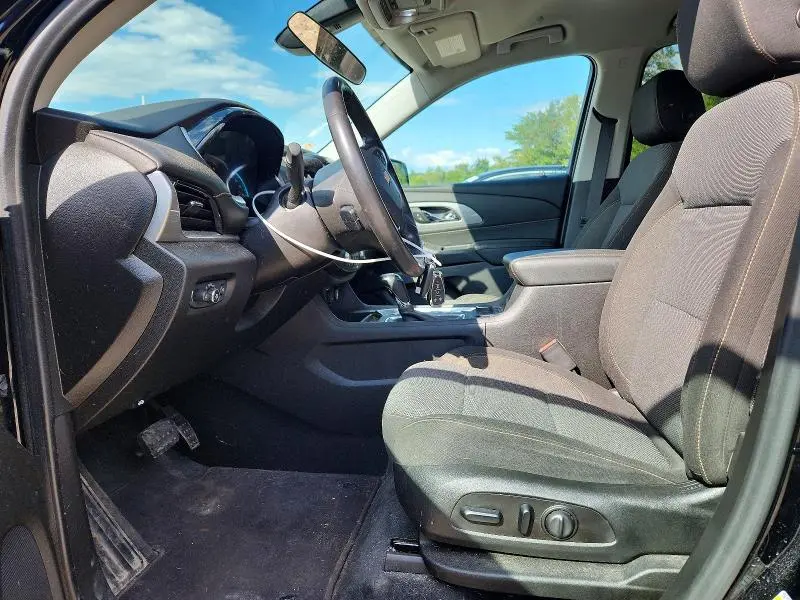 2020 CHEVROLET TRAVERSE LT  