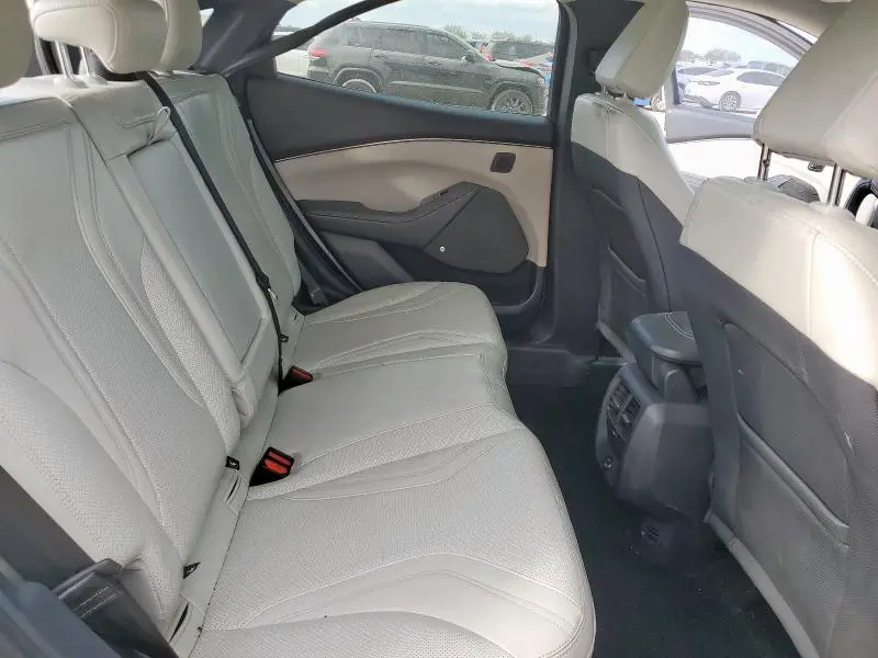 2021 FORD MUSTANG MACH-E PREMIUM  