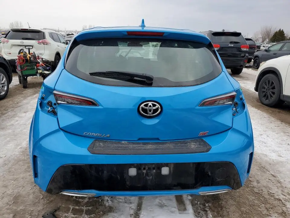 2021 TOYOTA COROLLA SE  