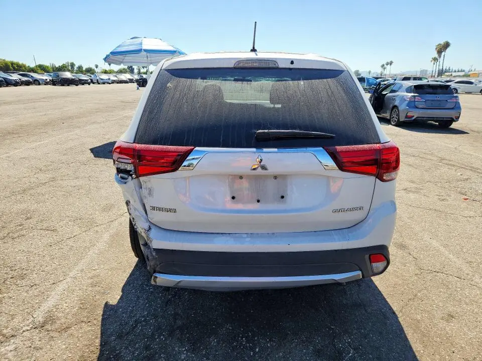 2016 MITSUBISHI OUTLANDER   