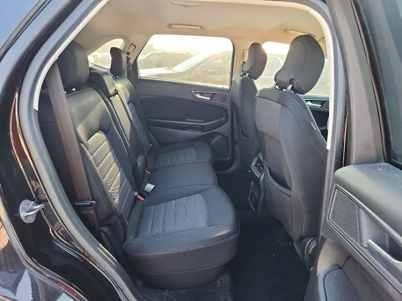 2017 FORD EDGE SE  