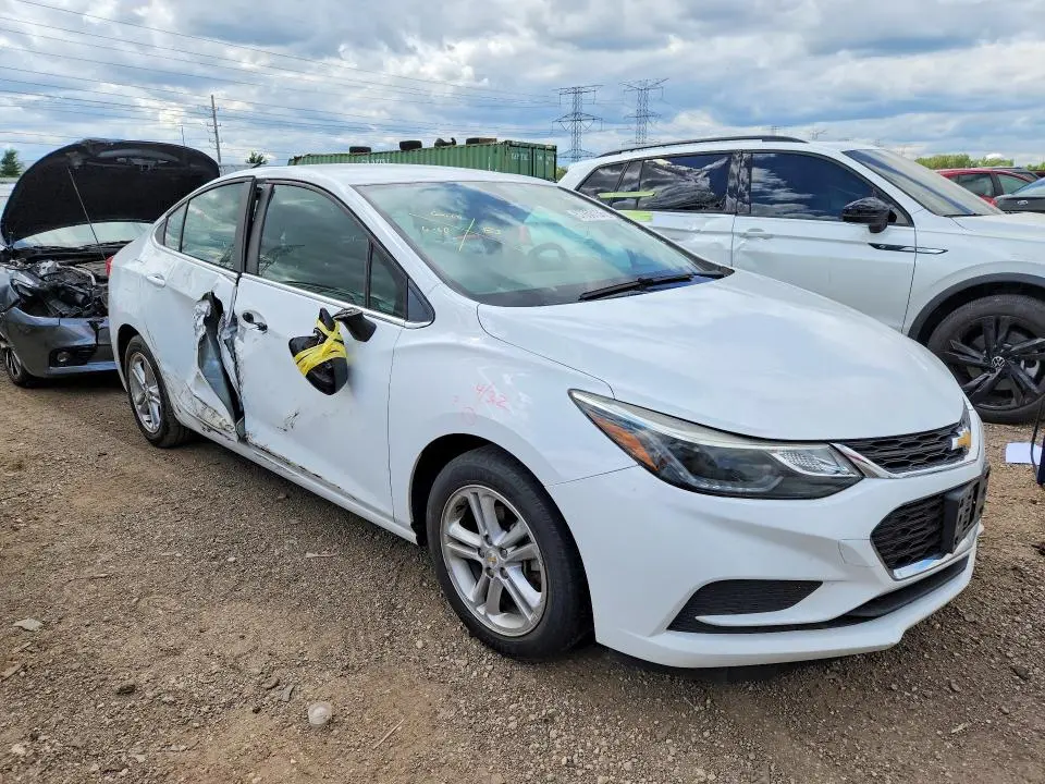 2016 CHEVROLET CRUZE LT  