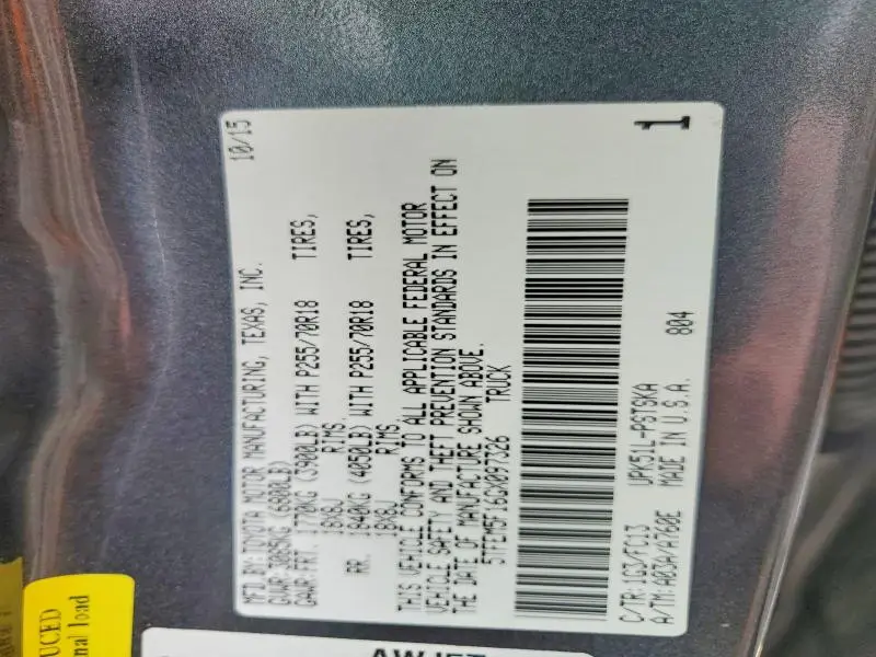 2016 TOYOTA TUNDRA CREWMAX SR5  
