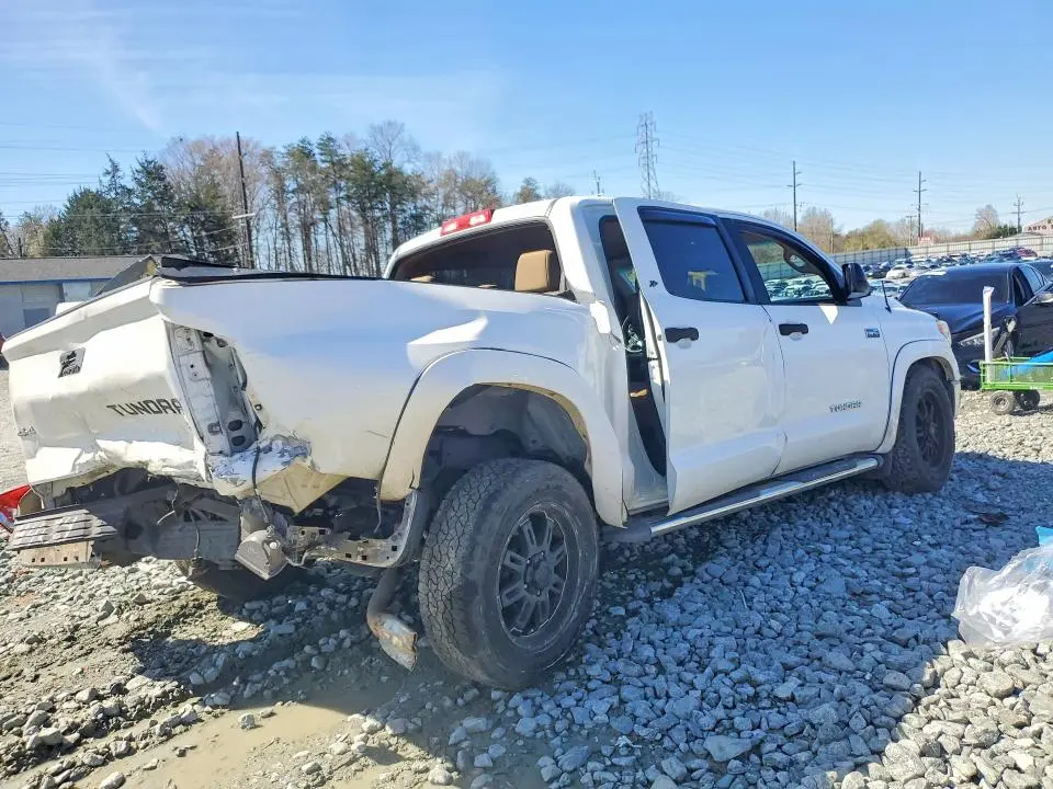 2015 TOYOTA TUNDRA   