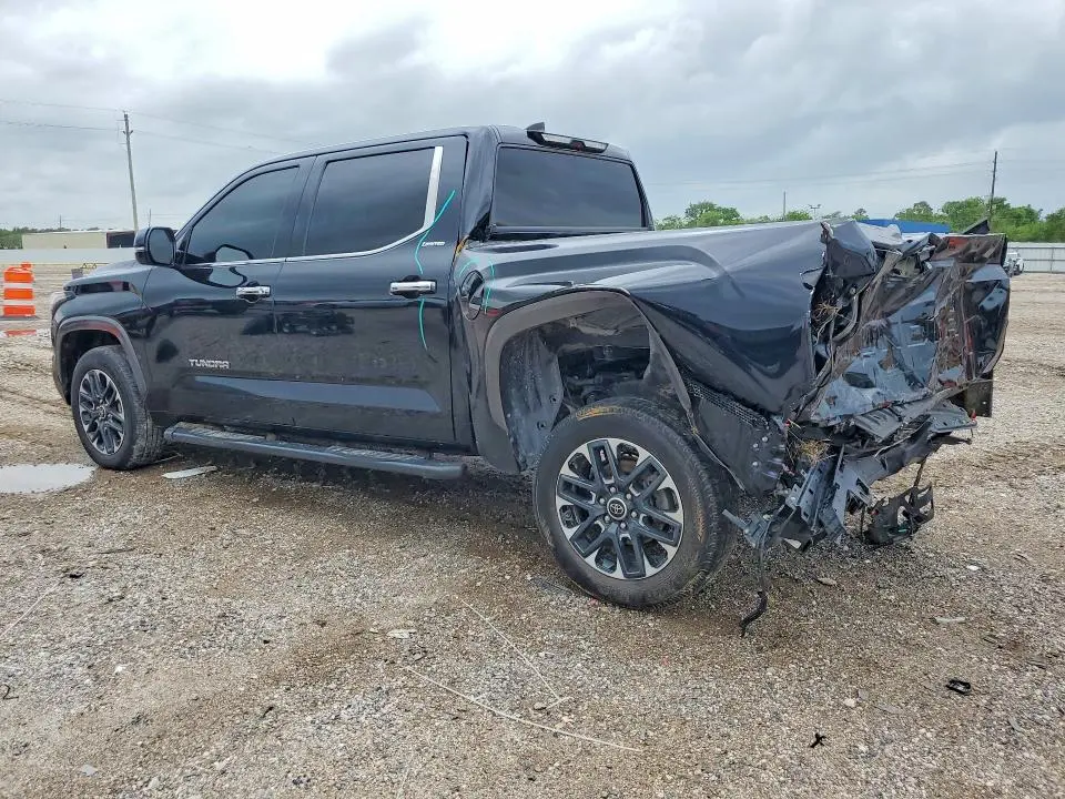 2024 TOYOTA TUNDRA CREWMAX LIMITED  