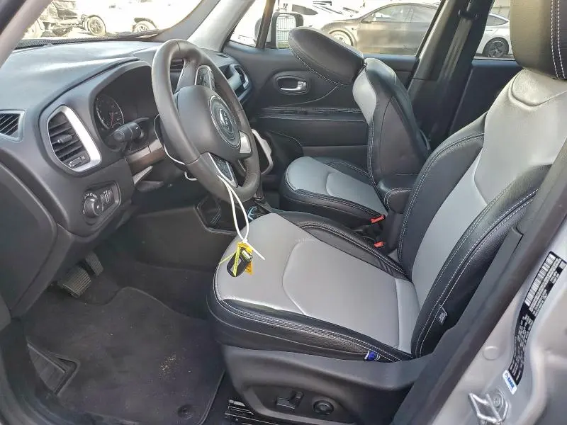 2020 JEEP RENEGADE LATITUDE  