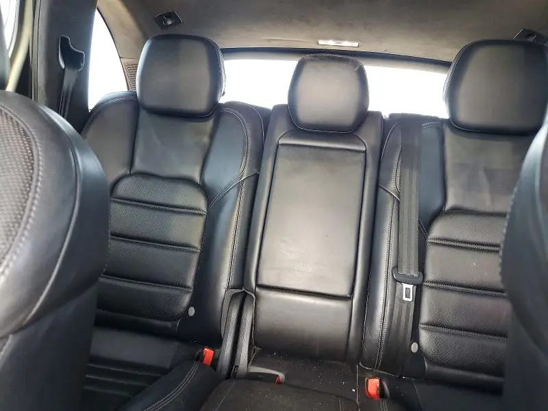 2017 PORSCHE CAYENNE TURBO  