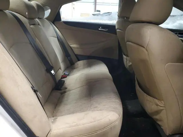 2012 HYUNDAI SONATA GLS  