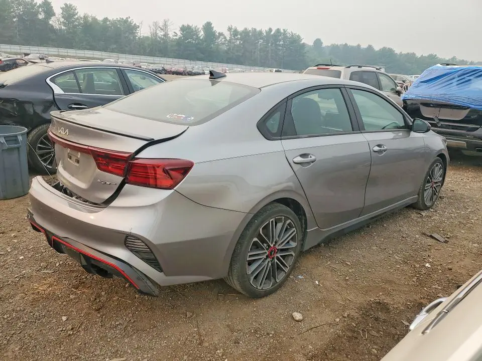 2023 KIA FORTE GT  