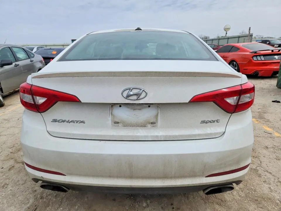 2016 HYUNDAI SONATA SPORT  