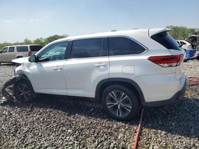 2019 TOYOTA HIGHLANDER LE  
