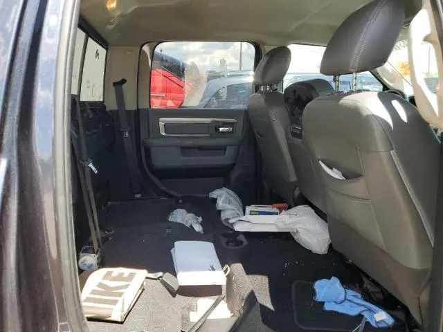 2019 RAM 1500 CLASSIC SLT  
