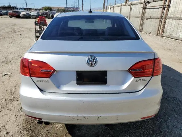 2012 VOLKSWAGEN JETTA SE  
