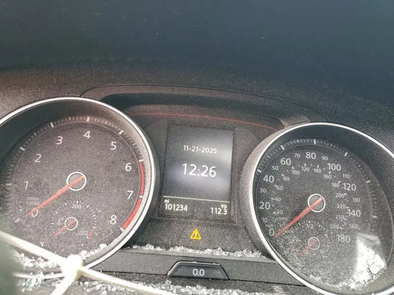 2016 VOLKSWAGEN GTI S/SE  