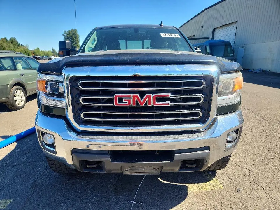 2015 GMC SIERRA K2500 SLE  