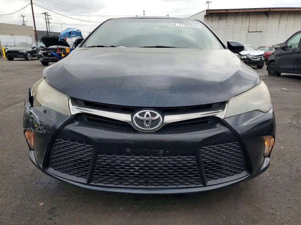 2017 TOYOTA CAMRY LE  
