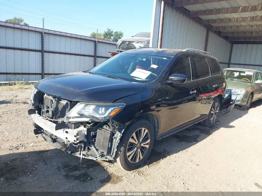 2018 NISSAN PATHFINDER SV