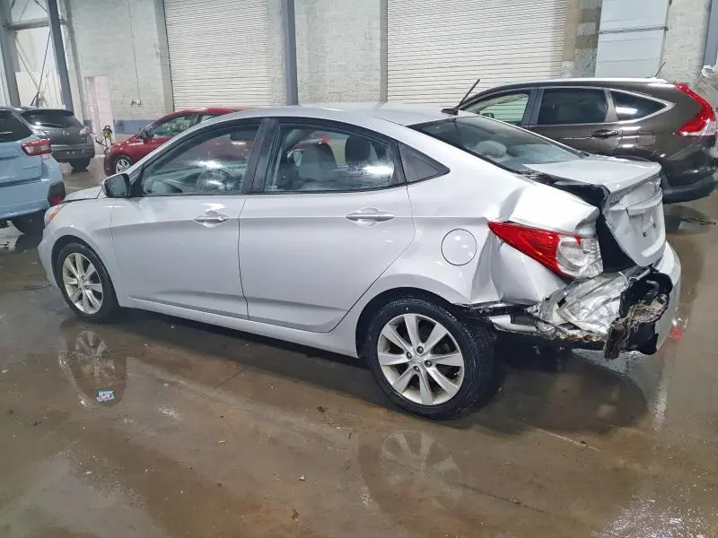 2012 HYUNDAI ACCENT GLS  