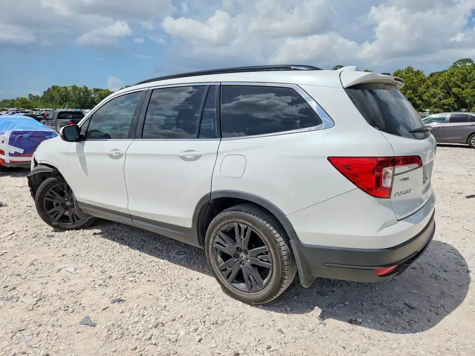 2021 HONDA PILOT SE  