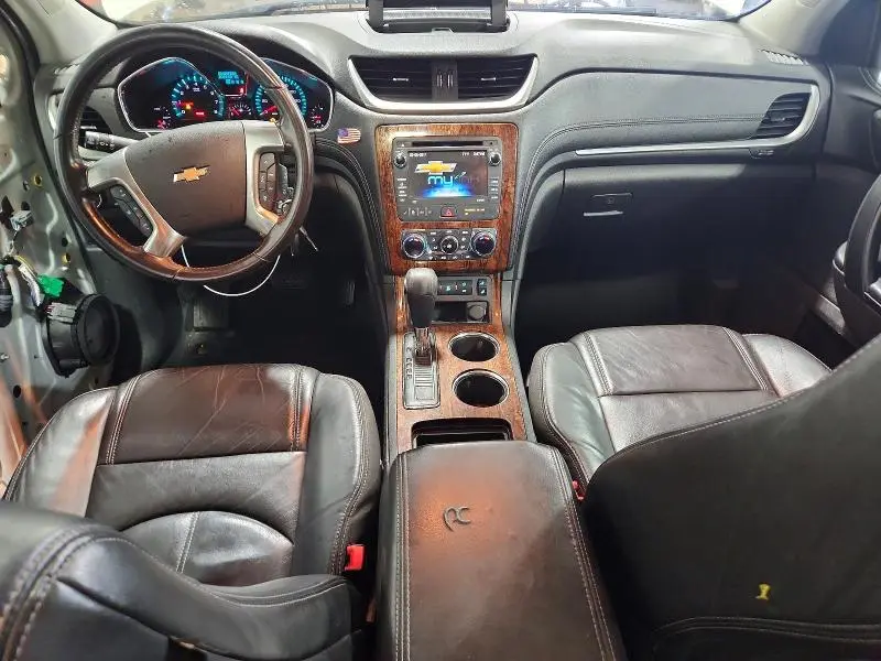 2013 CHEVROLET TRAVERSE LT  