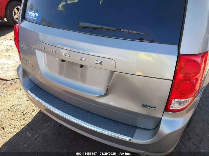 2013 DODGE GRAND CARAVAN SE