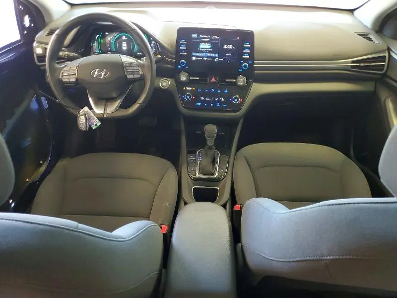 2022 HYUNDAI IONIQ SE  