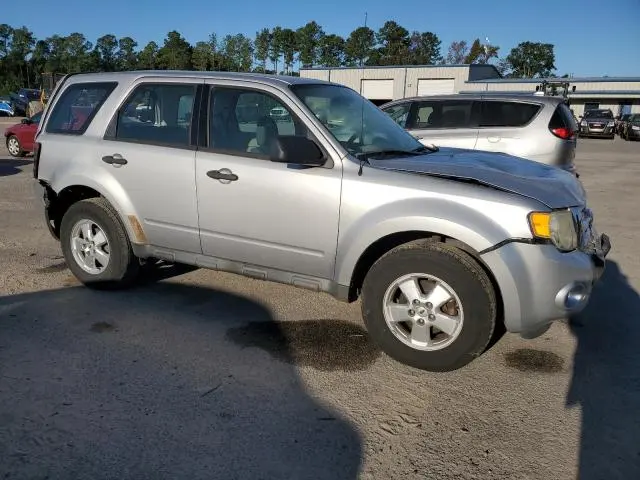 2011 FORD ESCAPE XLS  