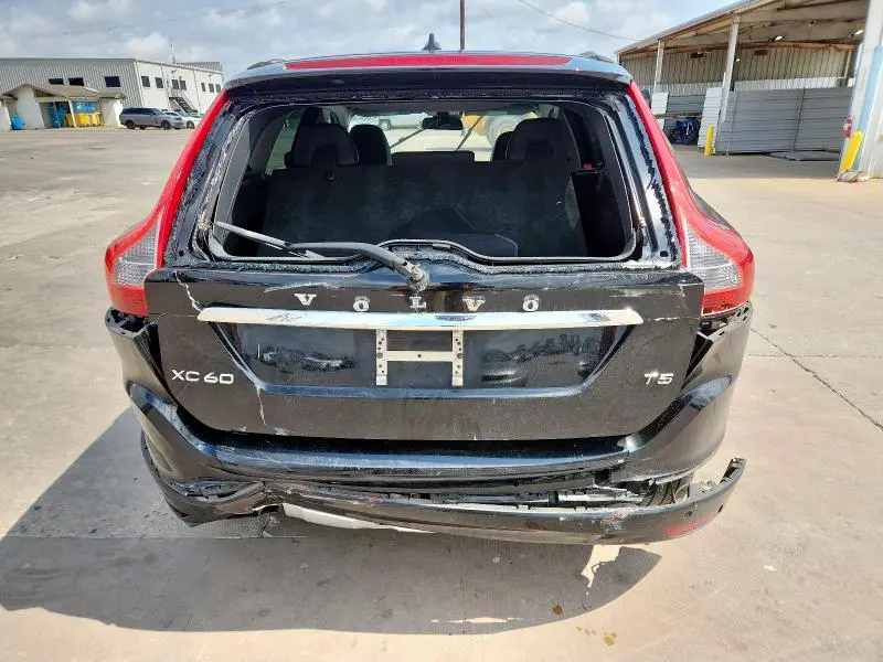 2015 VOLVO XC60 T5 PREMIER  