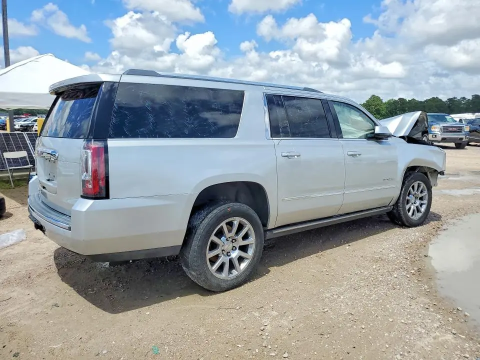 2017 GMC YUKON XL DENALI  