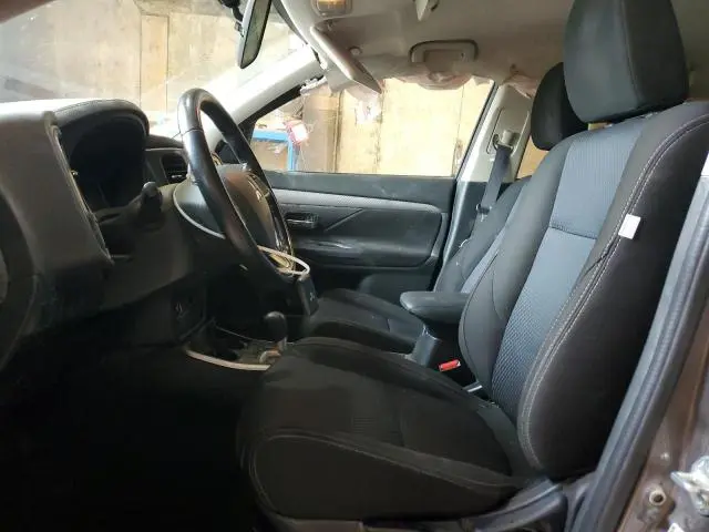 2018 MITSUBISHI OUTLANDER SE  
