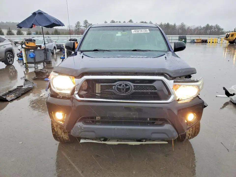2015 TOYOTA TACOMA V6  