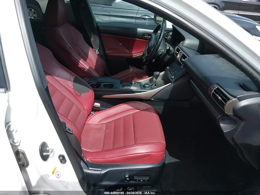 2016 LEXUS IS 200T  