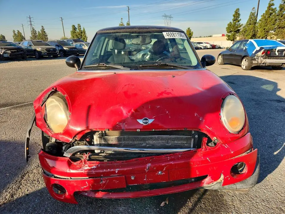 2010 MINI COOPER   