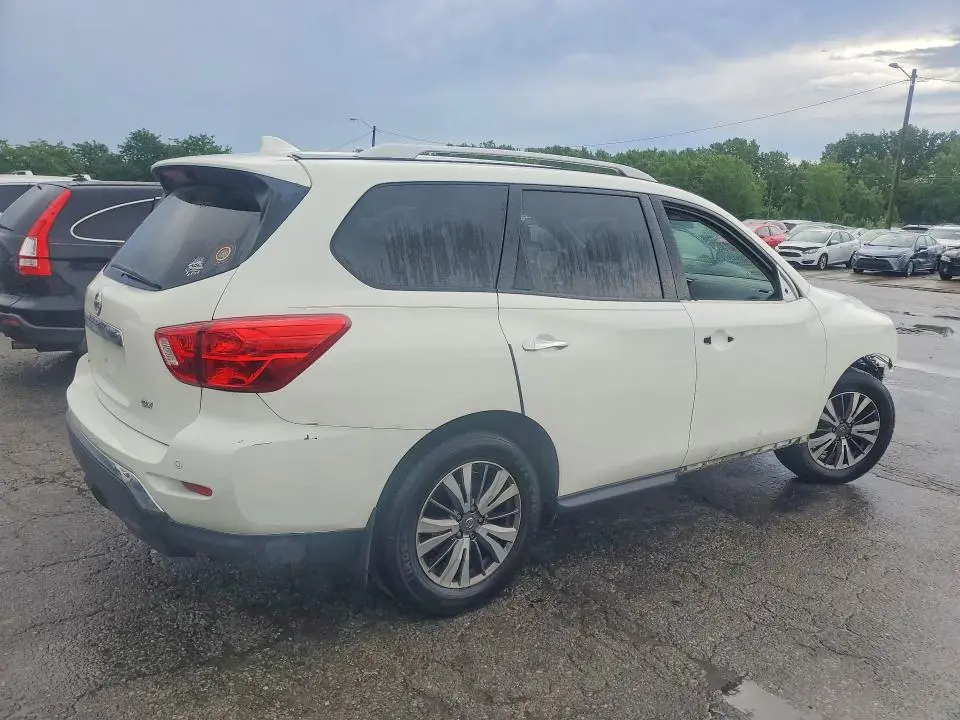 2020 NISSAN PATHFINDER SV  