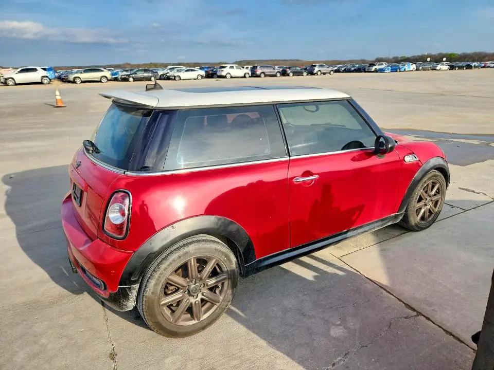 2011 MINI COOPER S  