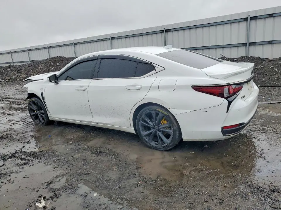 2023 LEXS ES 300H F SPORT HANDLING  