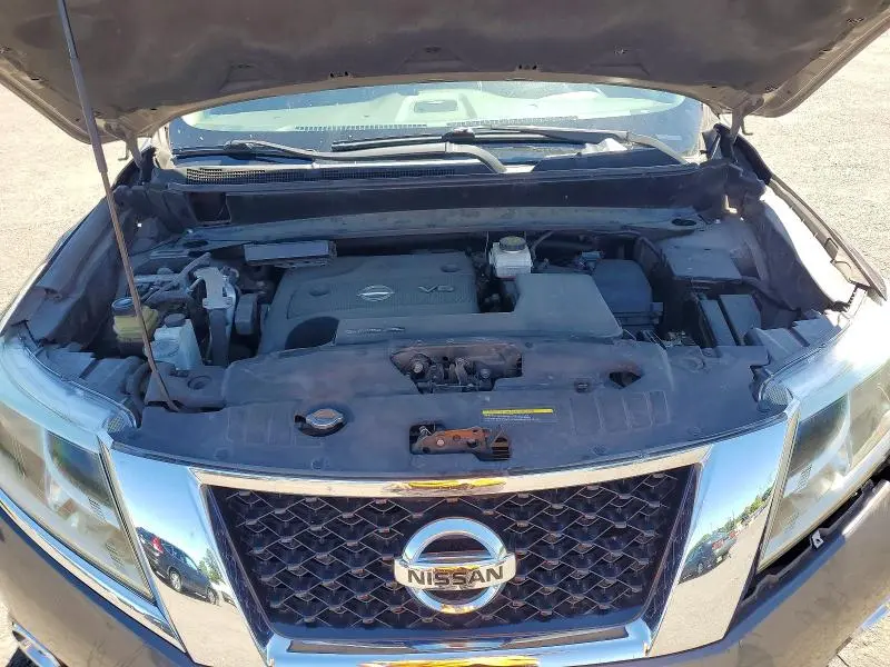 2013 NISSAN PATHFINDER S  